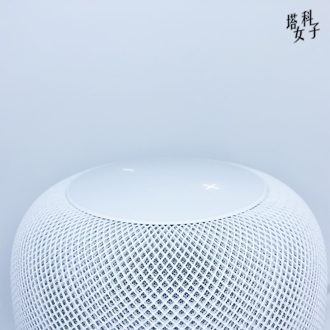 HomePod 開箱 : 頂部觸控區塊